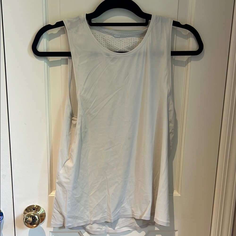 Lululemon Athletica White Muscle Tee Sleeveless Top